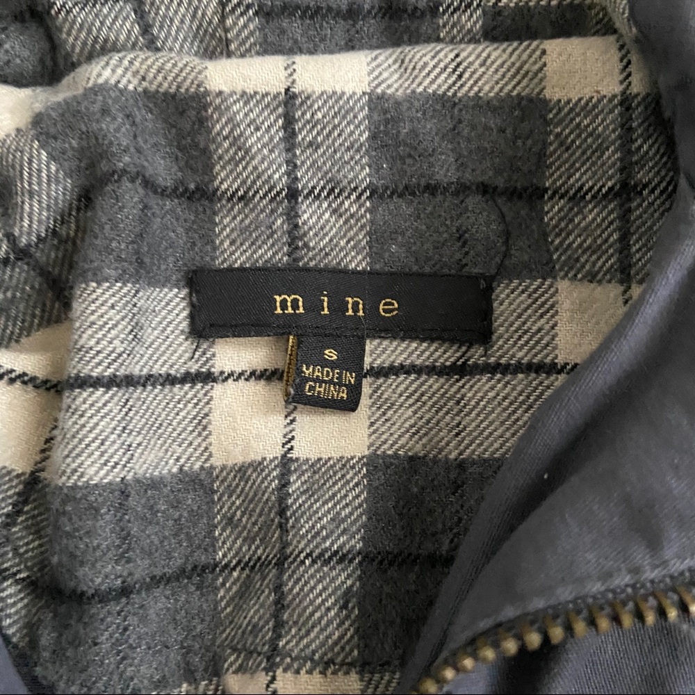 Gray Jacket - Picture 4 of 5